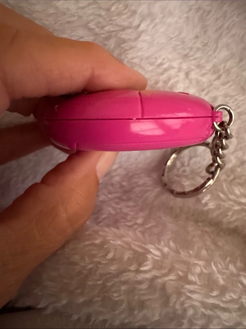 Vintage 2004 Tamagotchi Connection Handheld Virtual Pet Keychain WORKS